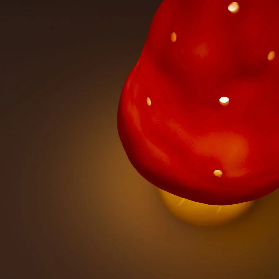 Lampi - Red Mushroom (small)