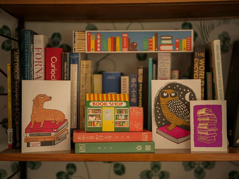 Kort - Bookshop Dog
