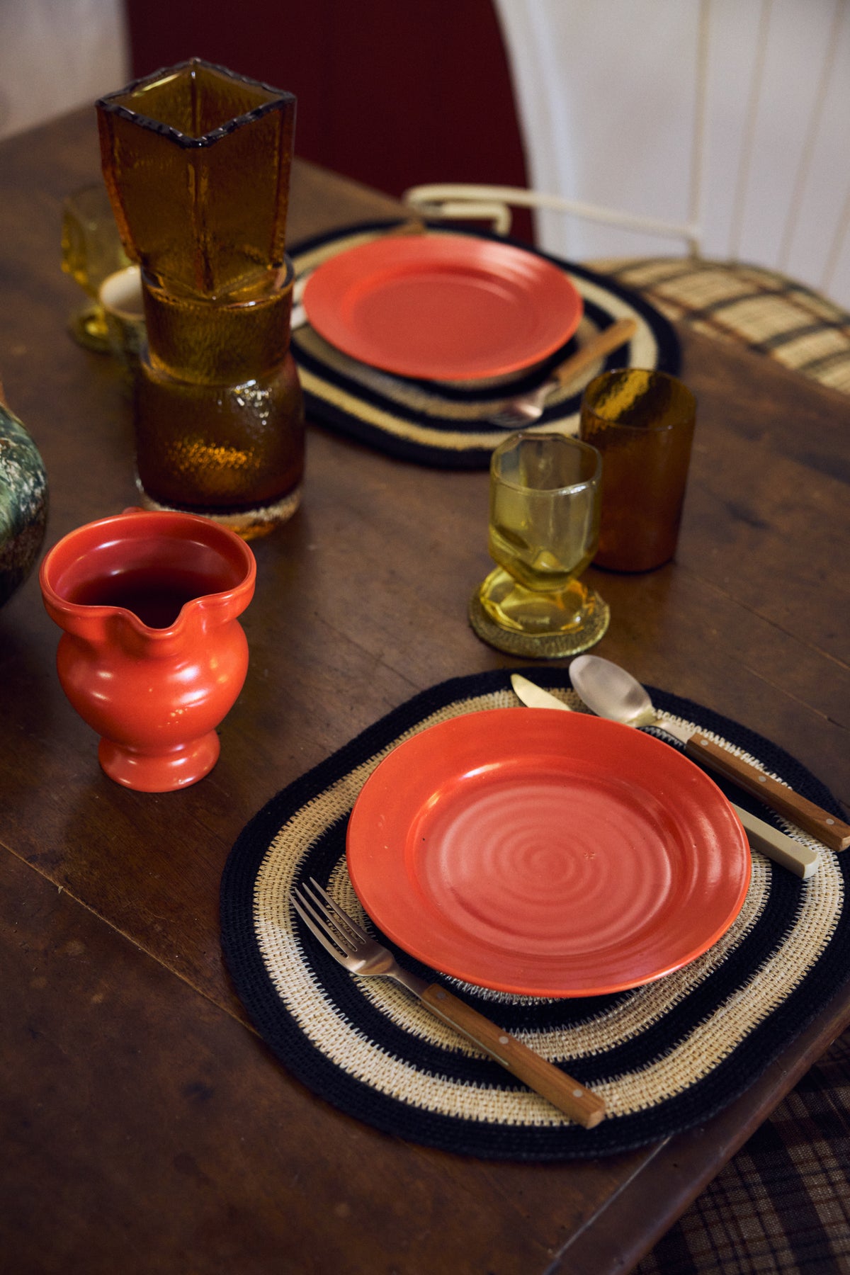 Farmhouse ceramics hliðardiskur - red