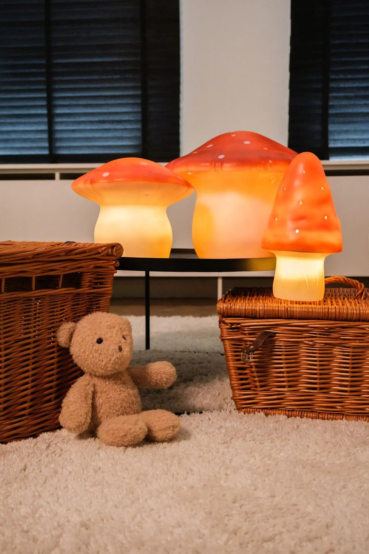 Lampi - Red Brick Mushroom (medium)